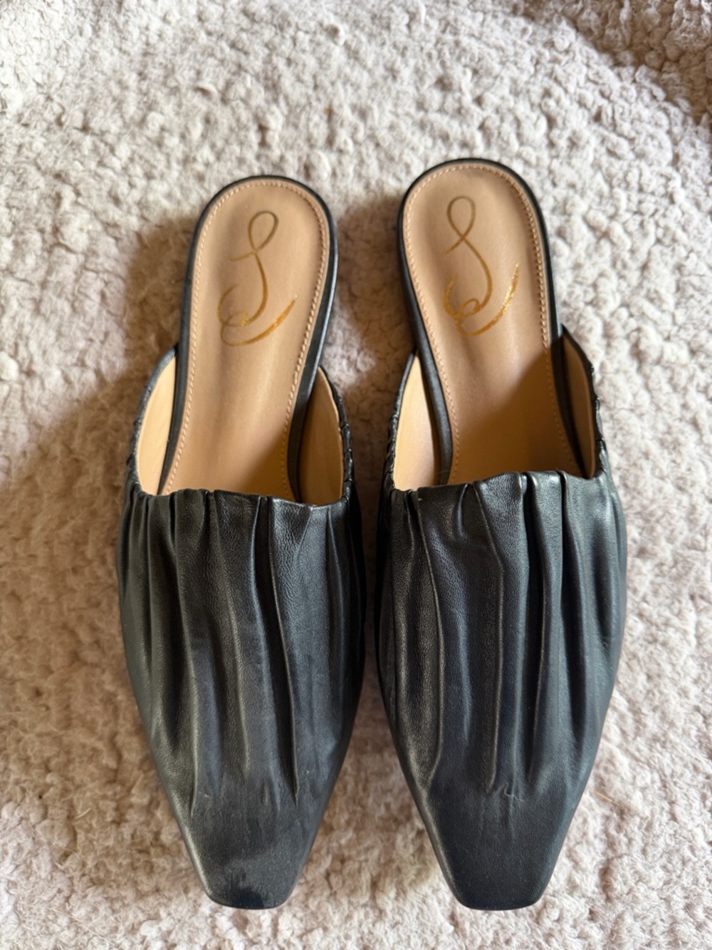 Women’s Black Slip-On Mules with Pleated Upper